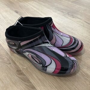 NEW Women’s Charles Albert Waterproof Garden Clogs